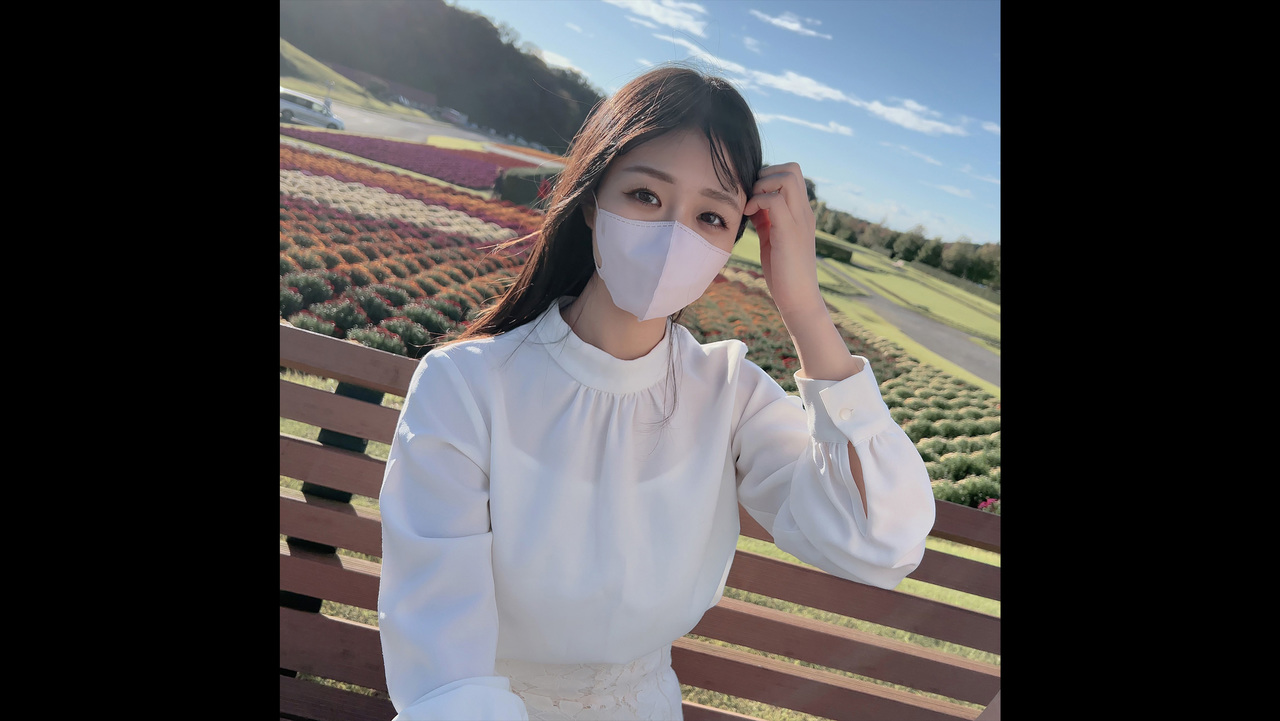 FC2PPV-4121180 初次拍摄露脸的女大学生多次高潮连续2次阴道内射精